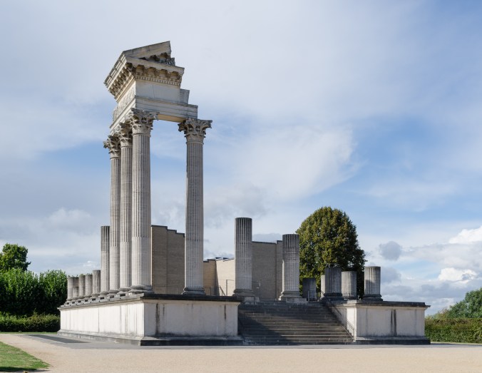 Xanten,_Archäologischer_Park,_Hafentempel,_2018-08_CN-03