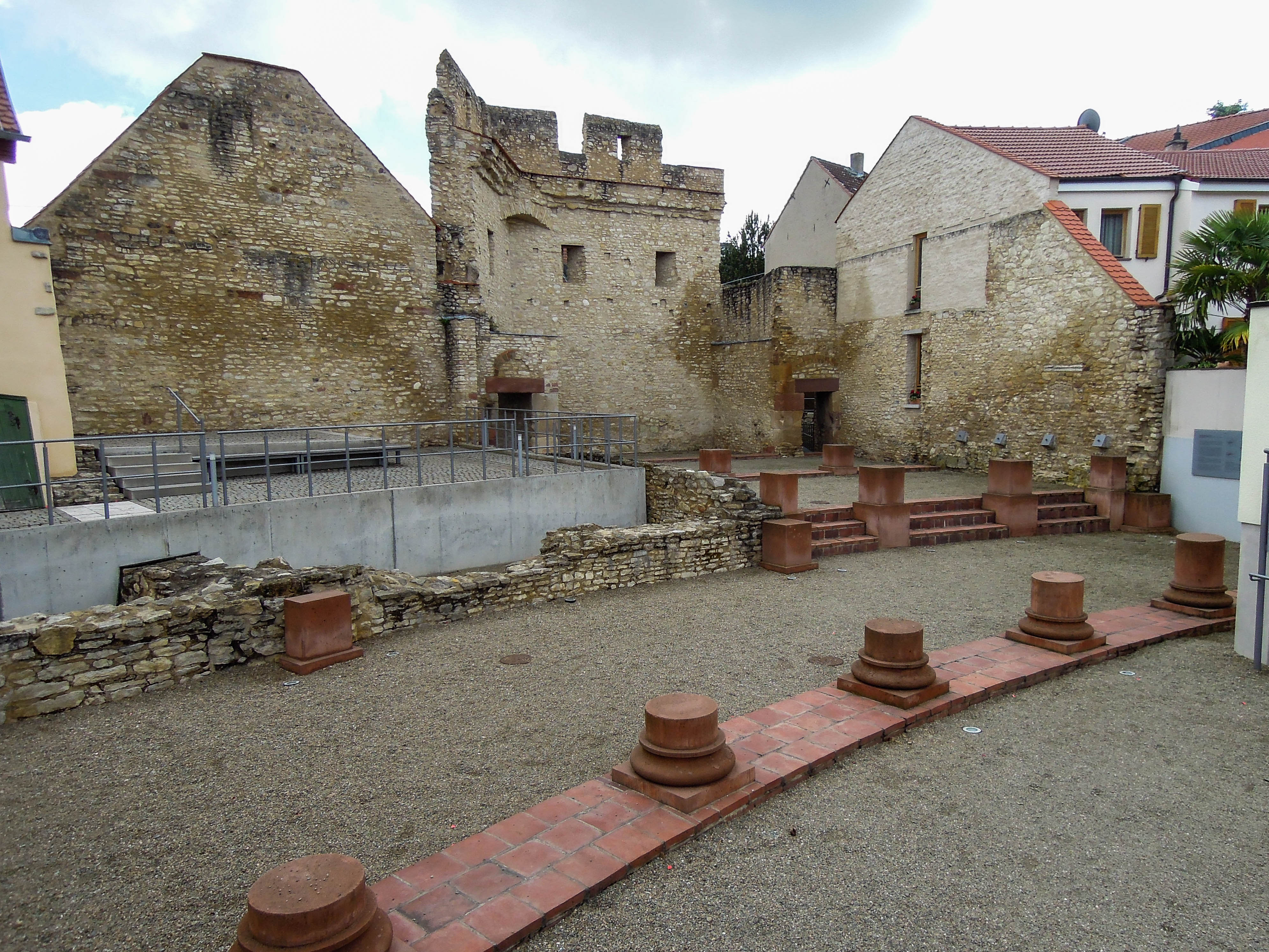 Ingelheim_am_Rhein_-_Imperial_Palace_Ingelheim_-_20170520105156