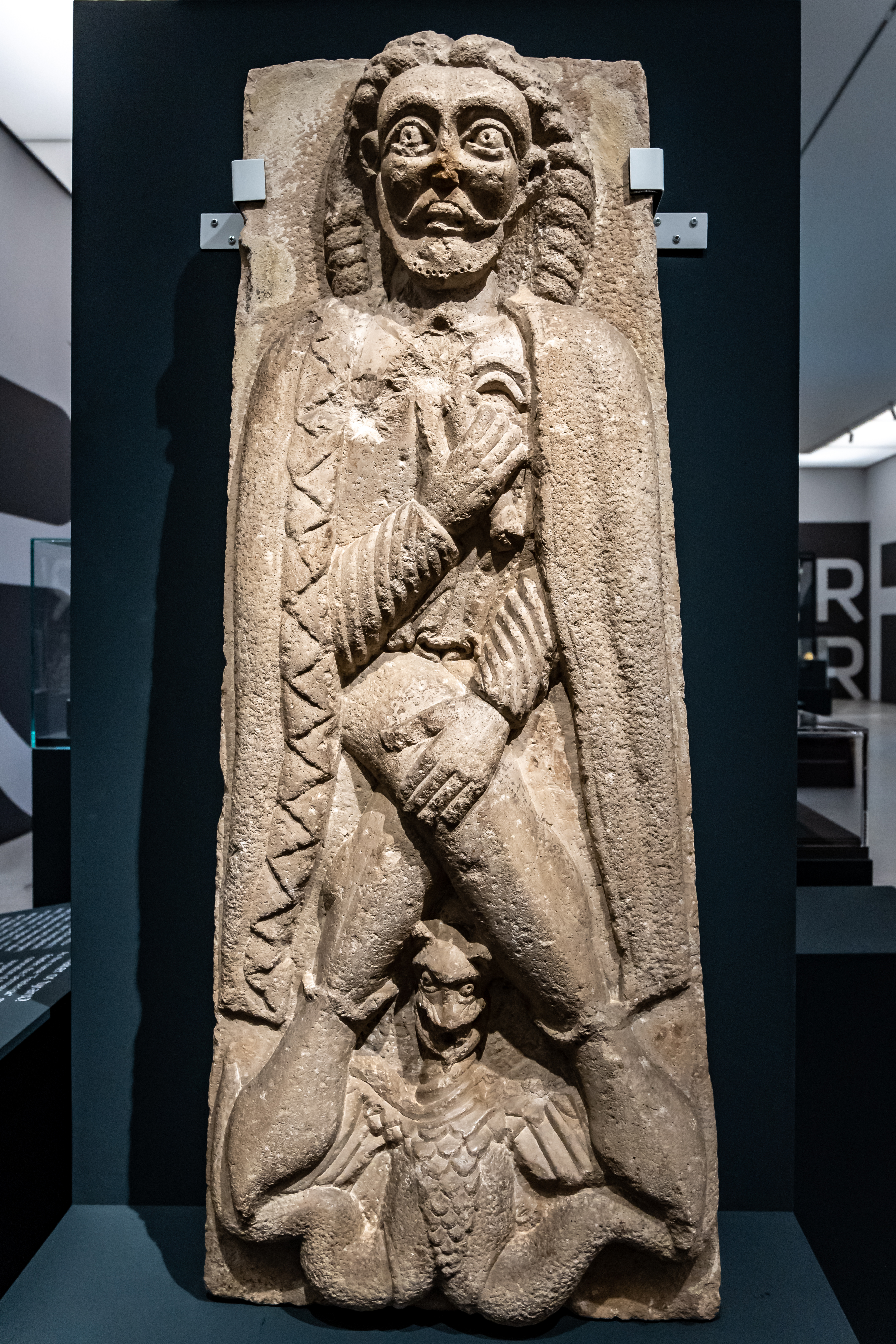 Barbarossa_Relief_von_der_Porta_Romana_in_Mailand-WUS05207